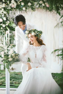 罗亚婚纱摄影 定格室内唯美瞬间，演绎专属爱情故事