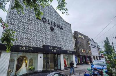 苏州虎丘婚纱城北迁无锡 对婚纱摄影行业的影响与机遇